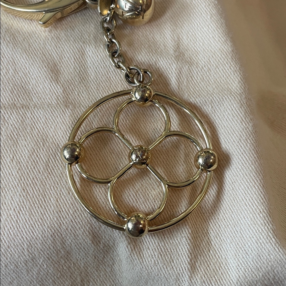 Louis Vuitton Bloomy Bag Charm & Key Holder - Picture 9 of 9